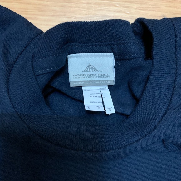 Rock N Roll Hall of Fame Museum T Shirt Blue XS - Picture 4 of 4